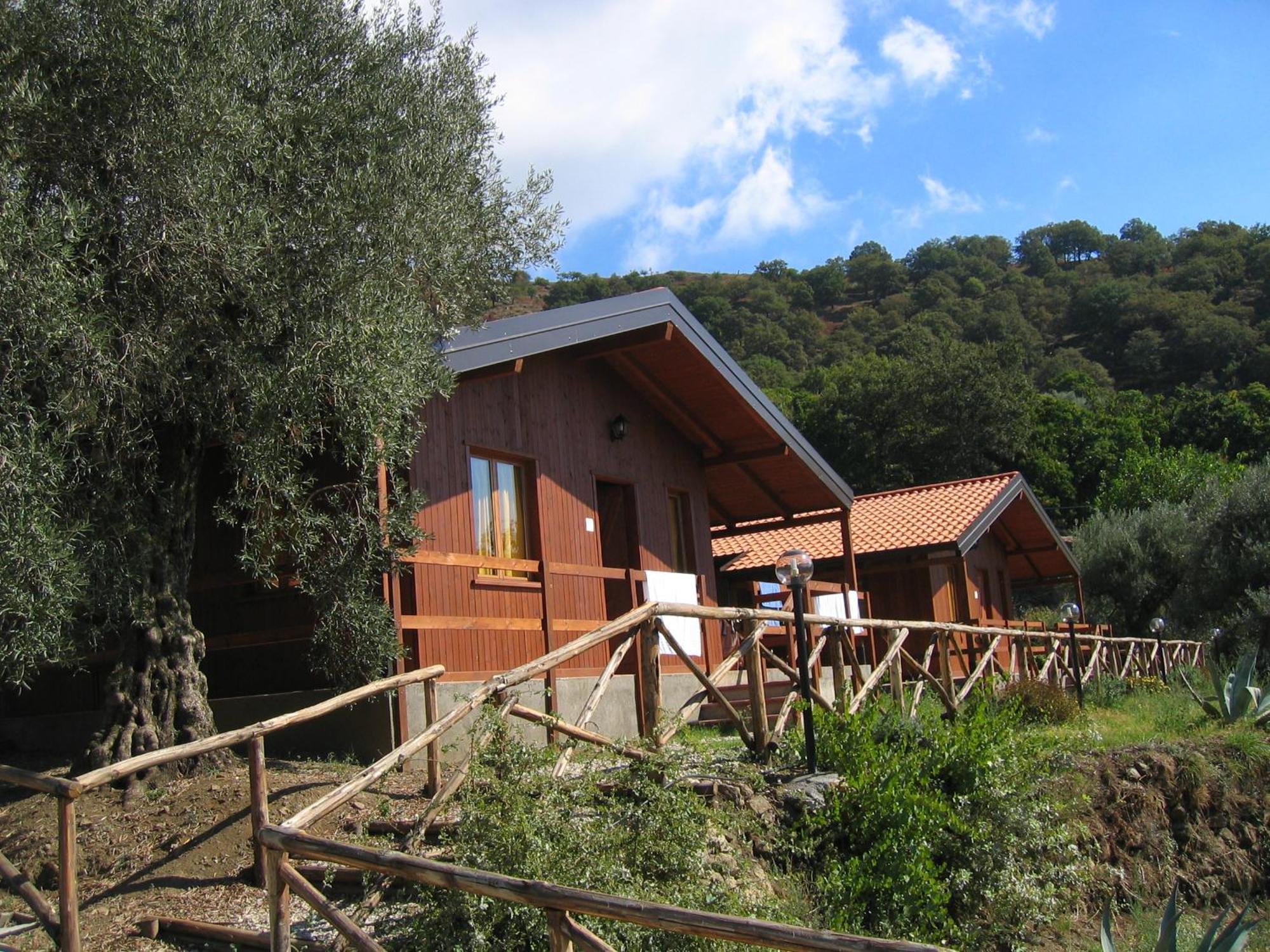 Agriturismo San Cataldo Motta Camastra Eksteriør bilde