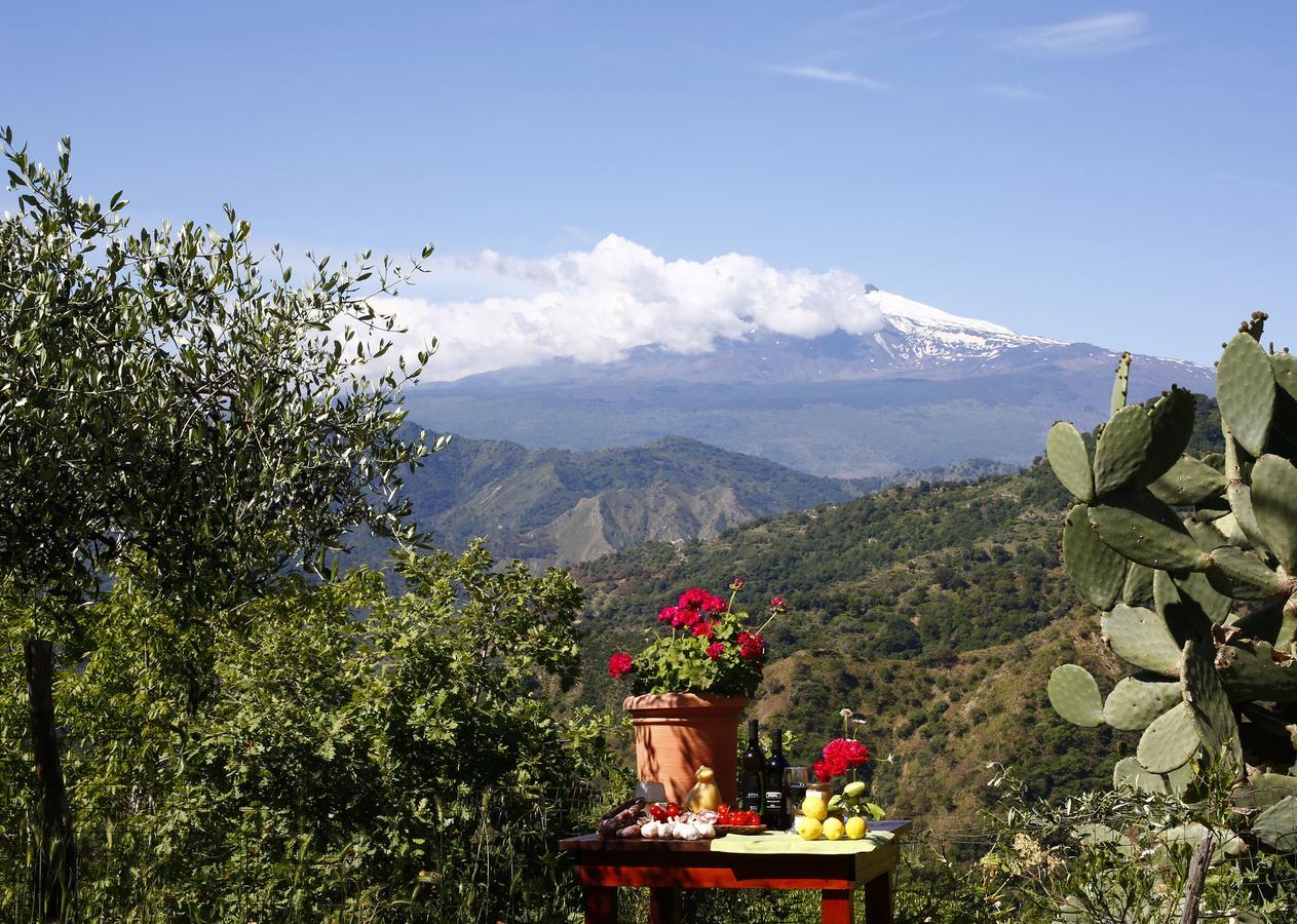 Agriturismo San Cataldo Motta Camastra Eksteriør bilde